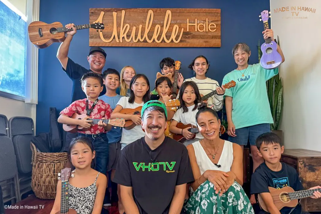 Ukulele Haleでのグループ写真